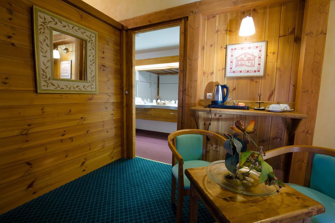 Lautaret Lodge & Spa Le Monêtier-les-Bains Εξωτερικό φωτογραφία